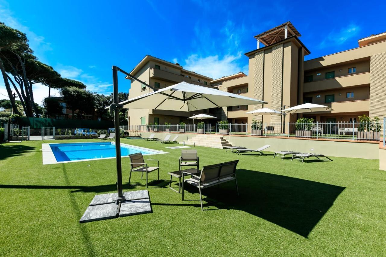 Residence San Francesco Tirrenia Buitenkant foto
