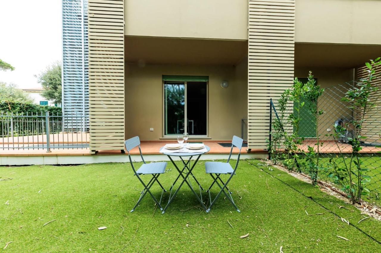 Residence San Francesco Tirrenia Buitenkant foto