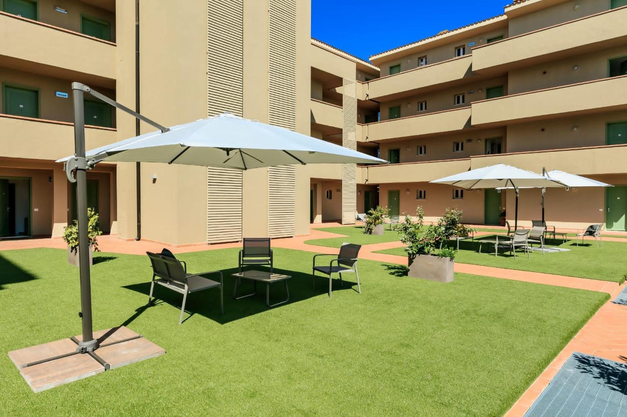 Residence San Francesco Tirrenia Buitenkant foto