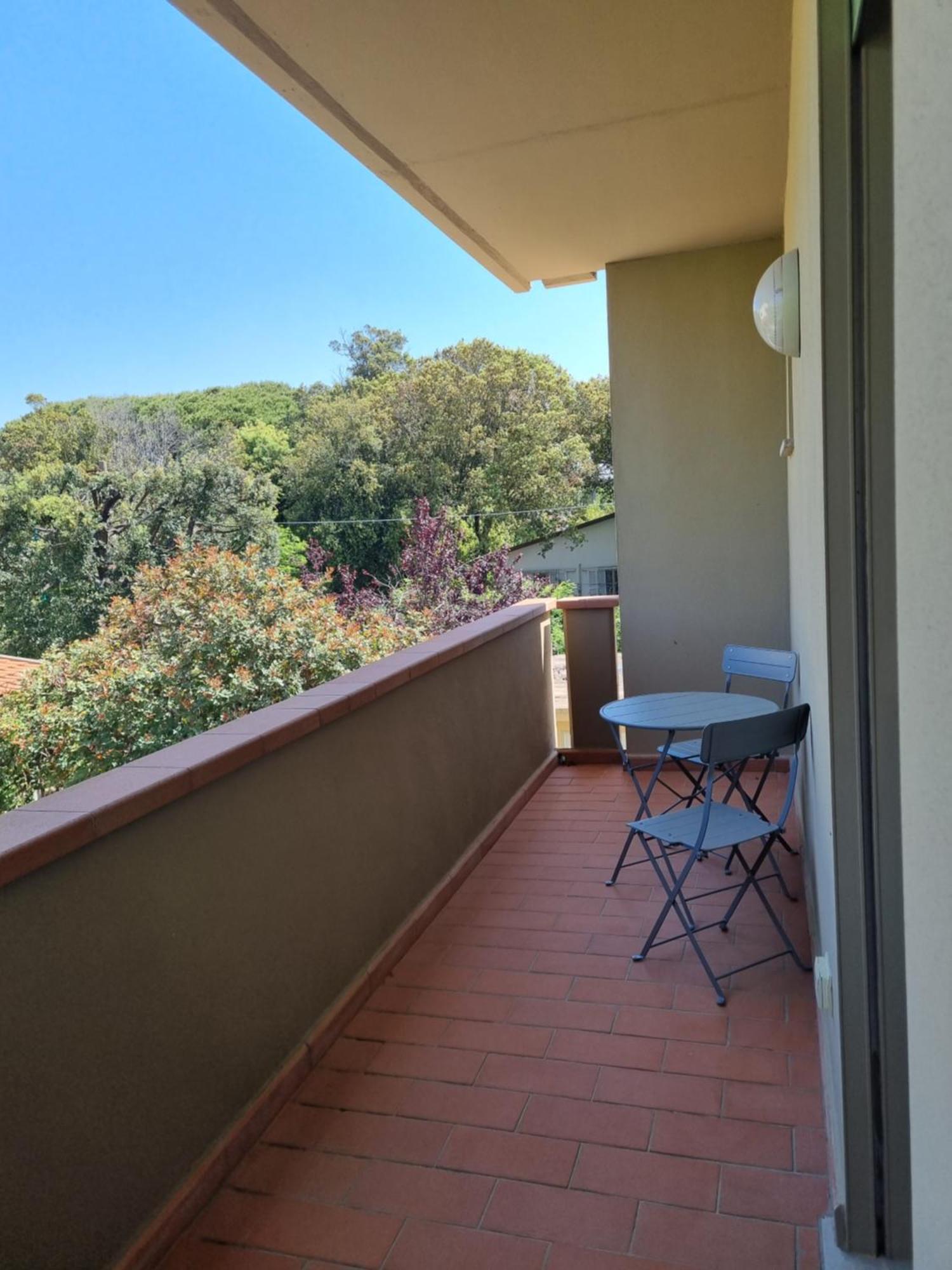 Residence San Francesco Tirrenia Buitenkant foto